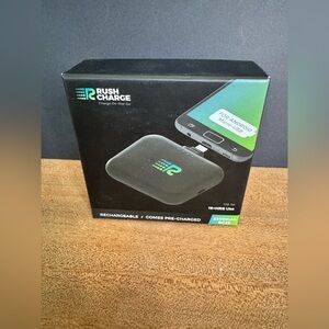 NIB Rush Charge 2400 mAh Android Emergency On The Go Power Bank Battery Charger